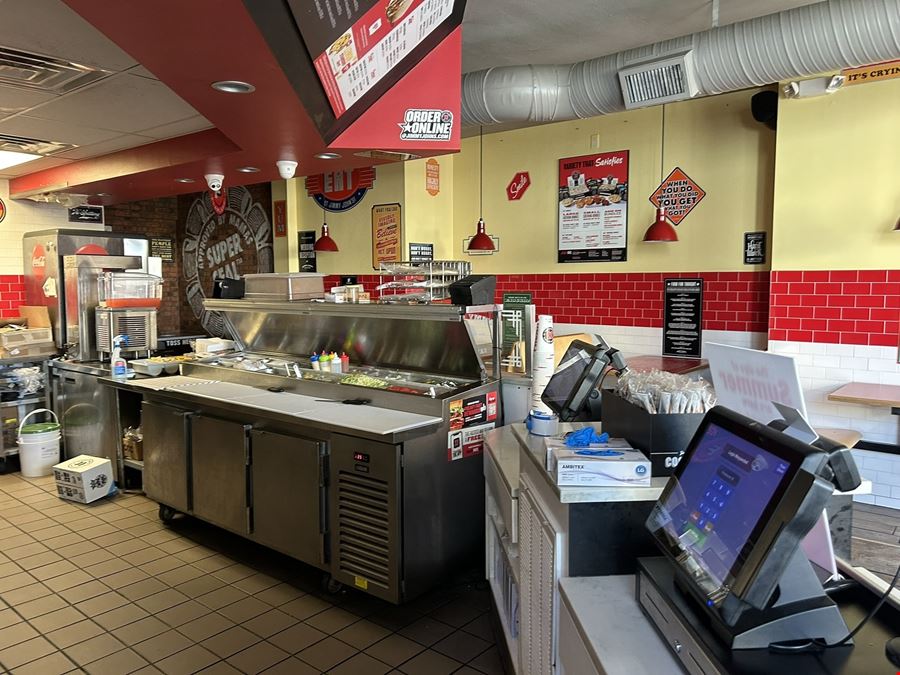 Prime Oceanfront Retail & Restaurant Space