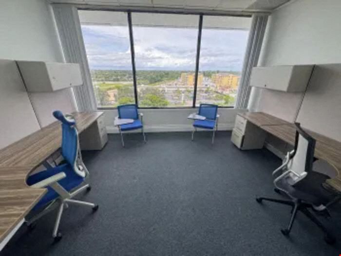 2692 SF Suite 600 Professional and Medical Office Space