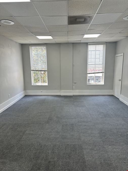 Highly Visible Commercial 2nd floor Office