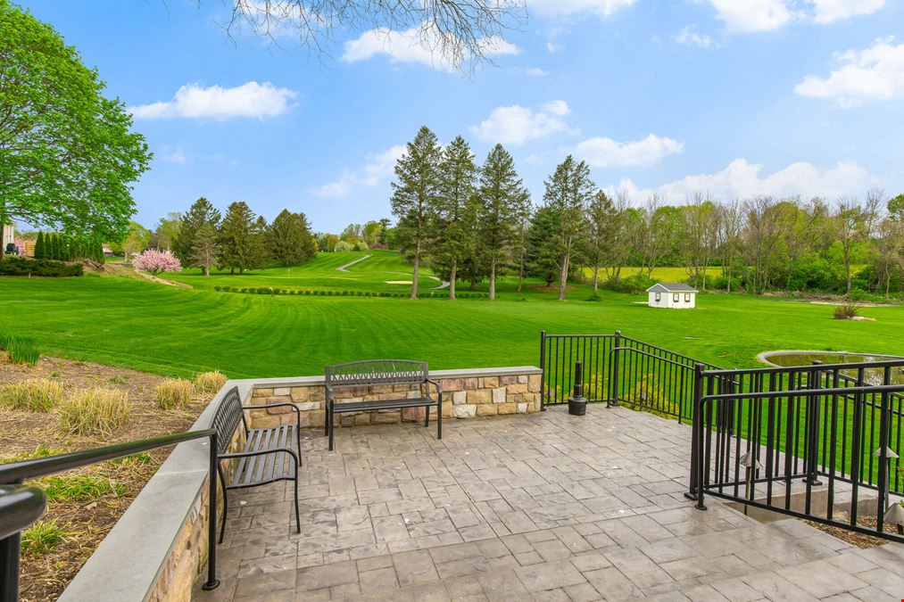2395 Quentin Rd