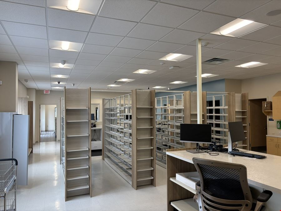Retail End Cap For Sublease
