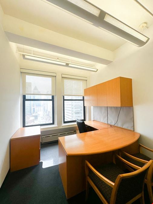 589 Eighth Avenue - 16th Floor Sublease