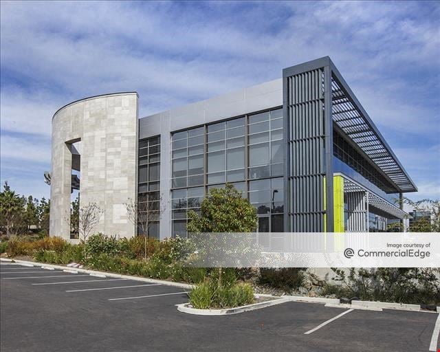 The Pavilion at La Jolla Commons