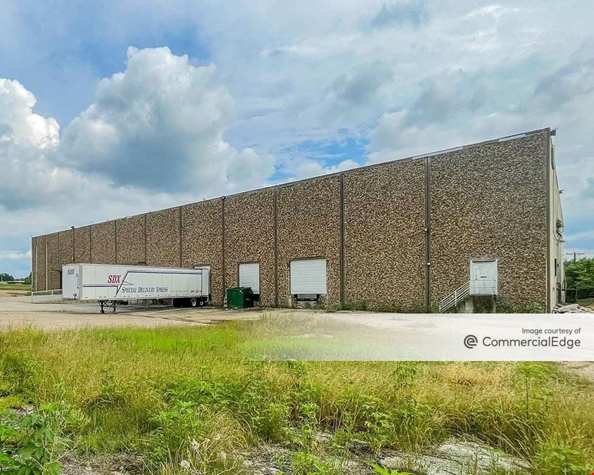 3900 Benbrook Blvd.