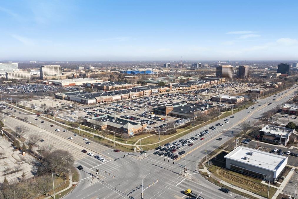 Woodfield Village Green