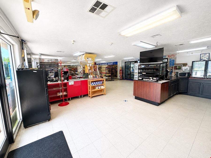 7120 Roanoke Rd