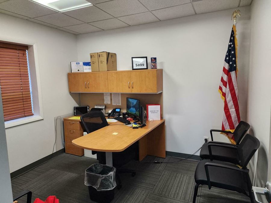 Commercial Building with Abundant Parking for Lease