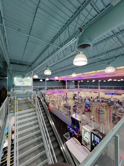 Mezzanine Retail Space