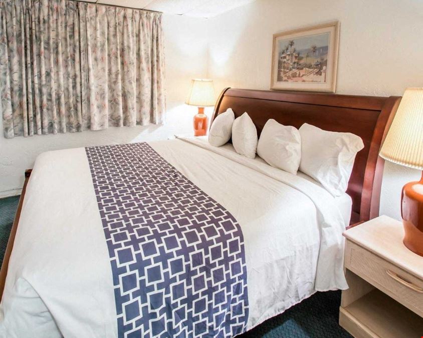 Key Largo Inn