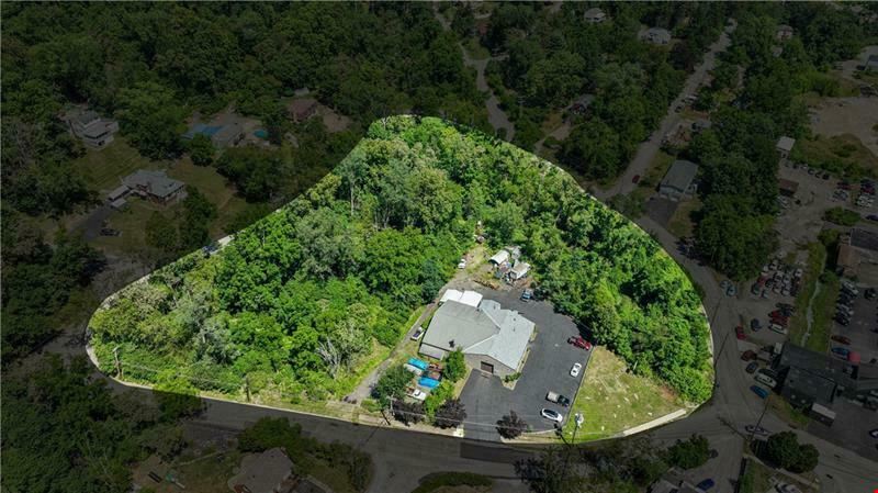560 Hoover Rd