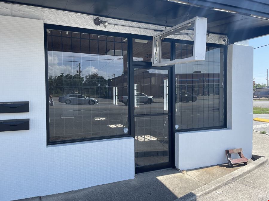 High-Visibility Retail or Office Space –Resmondo Building- 4113 Barrancas Ave, Pensacola