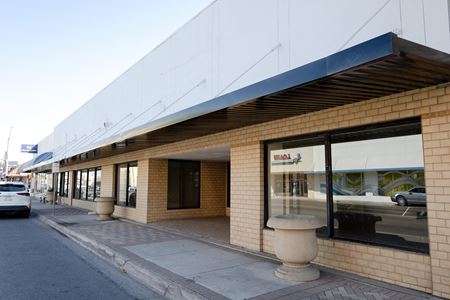 Preview of Retail space for Rent at 922 N Conway Ave