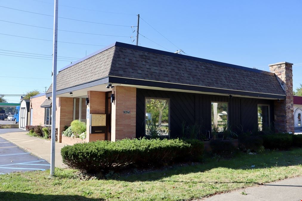 HIGH VISIBILITY OFFICE ON M-58 DAVEPORT TO STATE STREET