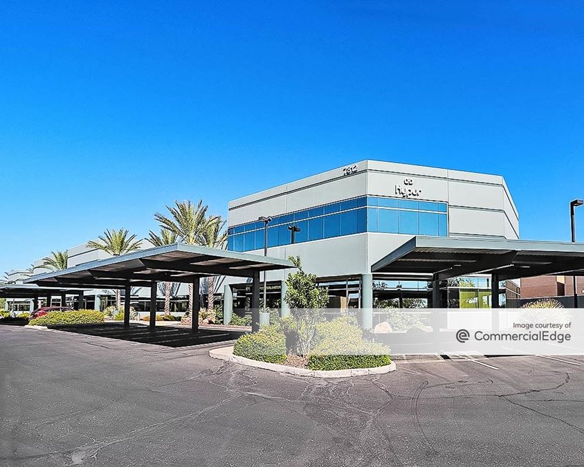 Acoma Business Center