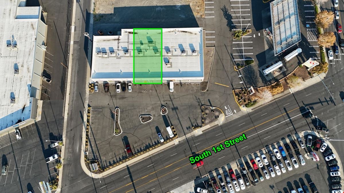 Prime Retail Corridor Location