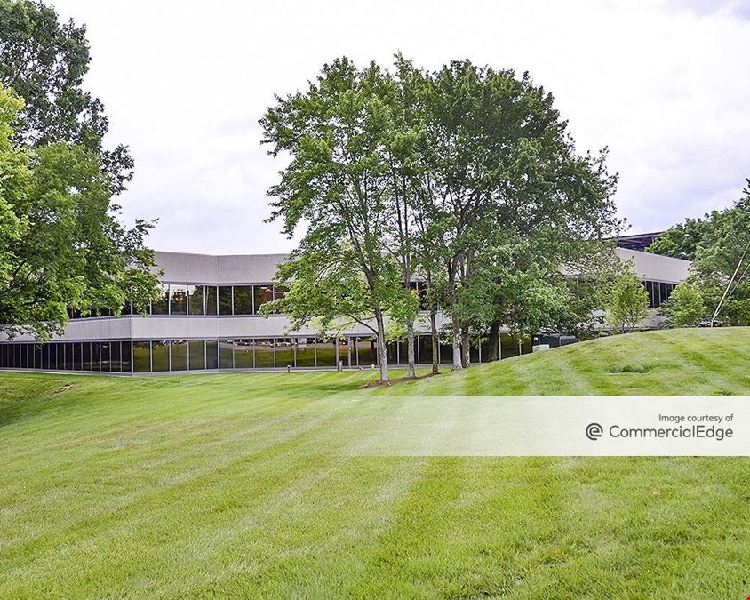 Brentwood Commons I & II