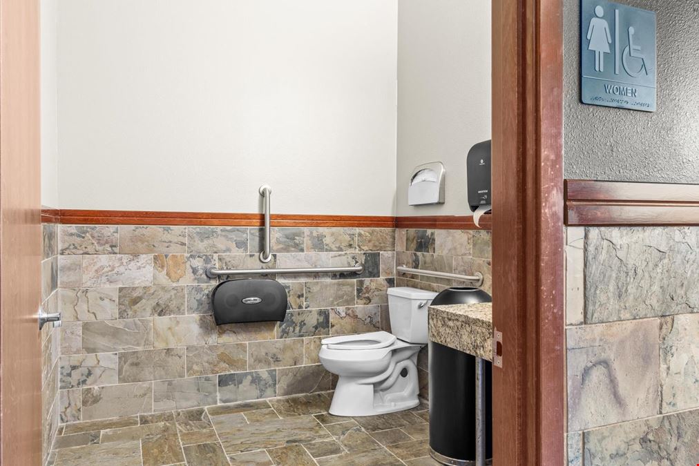 SilverRock Executive Suites