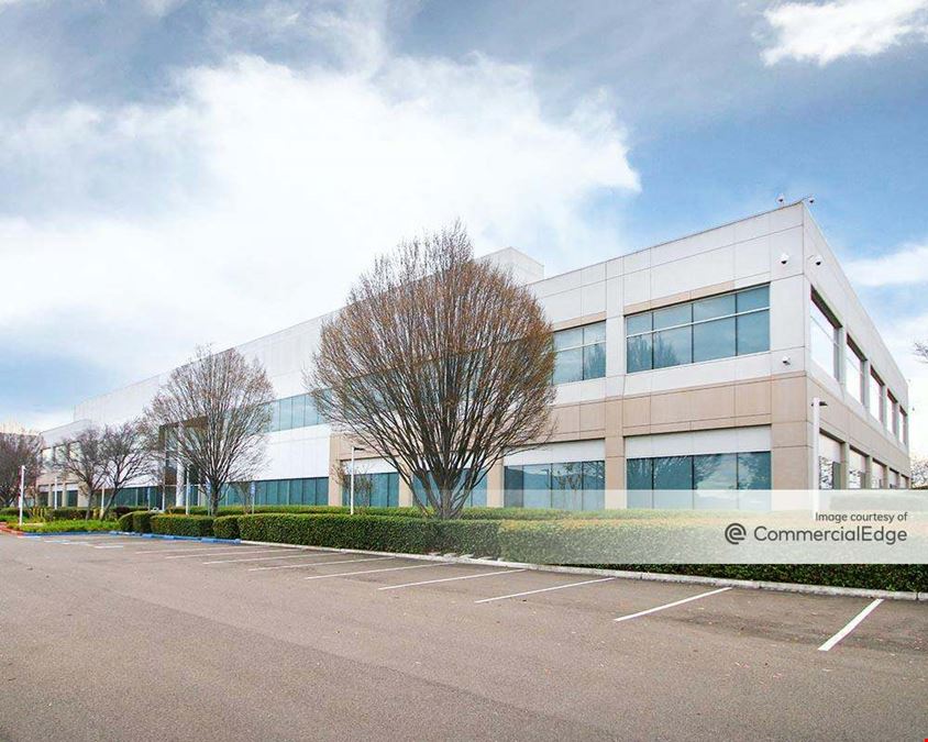 District | 237 - 400 Holger Way