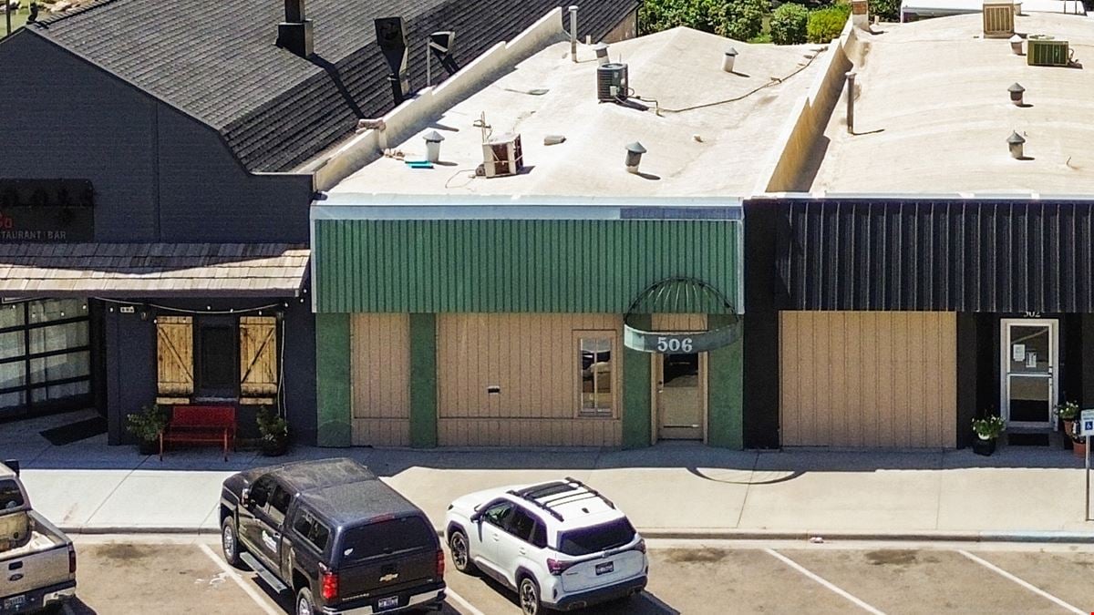 506 Main St