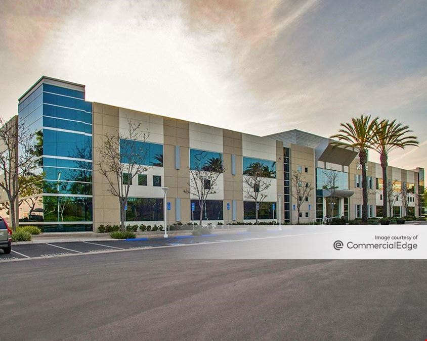 The Campus at Sorrento Gateway - 5005 Wateridge Vista Drive