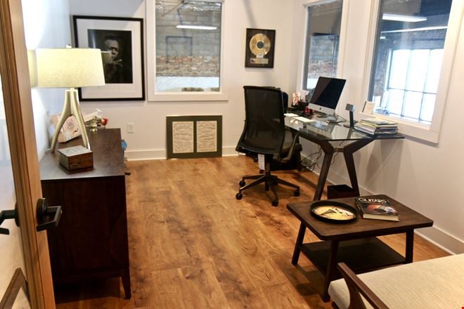 Preview of Office space for Rent at 808 Springwood Avenue