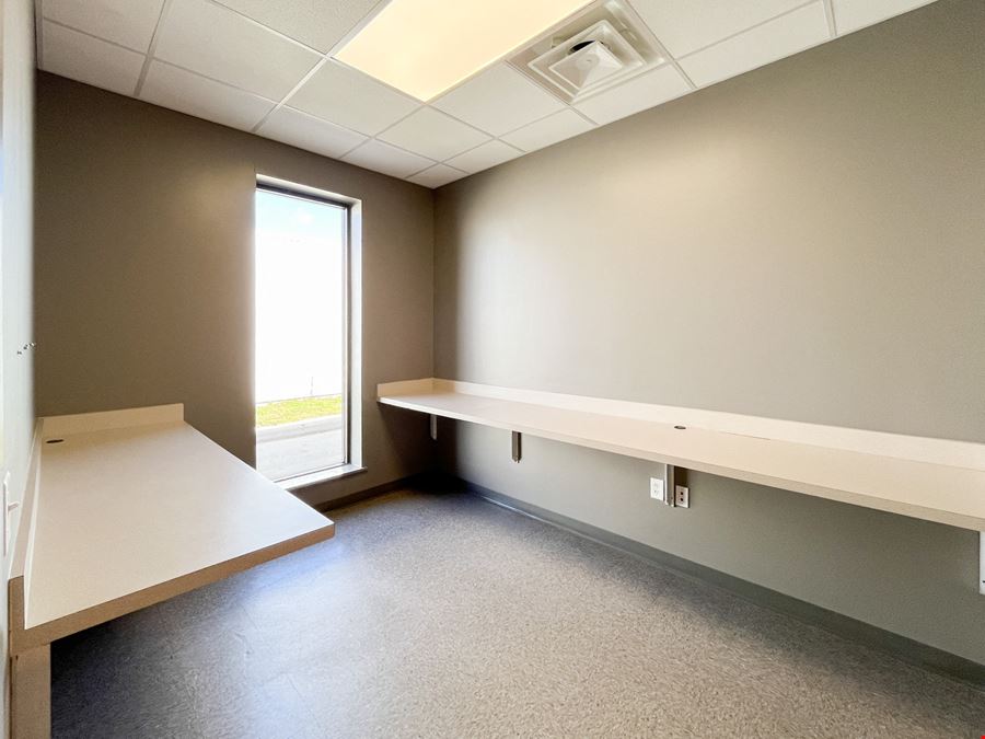 Turnkey Medical Office for Sublease Near OLOL