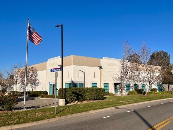 Preview of Industrial space for Rent at 340 Irving Dr