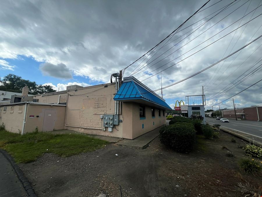 734 Sans Souci Pkwy - Strip Center