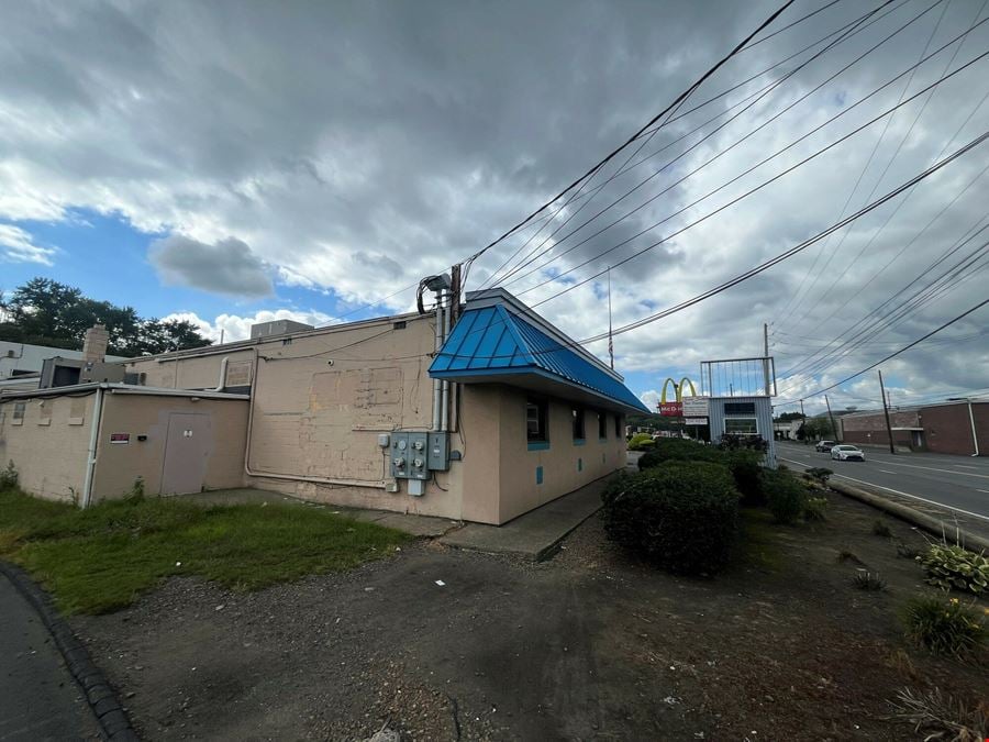 734 Sans Souci Pkwy - Strip Center