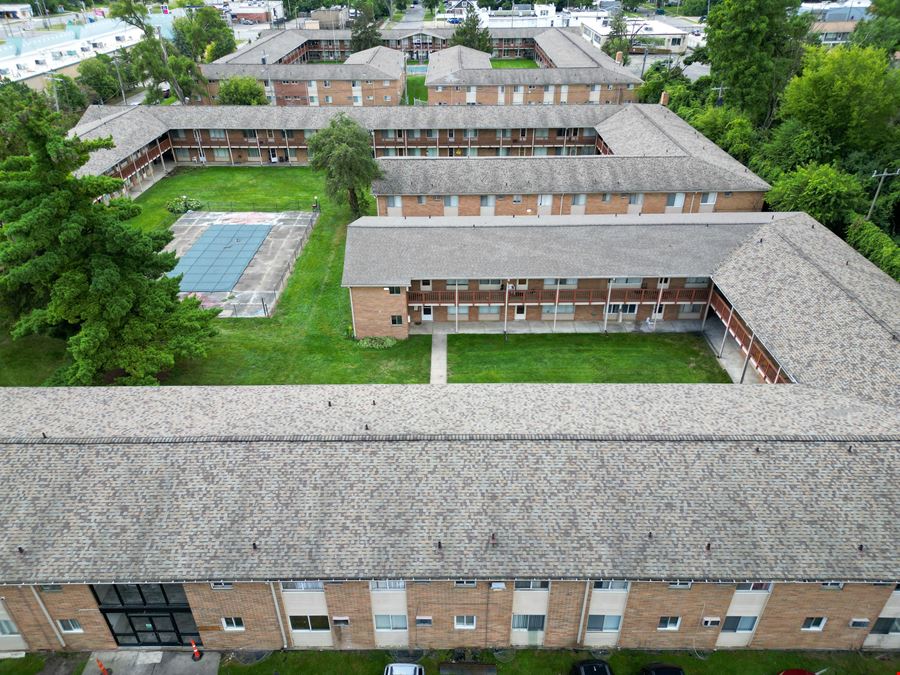 Country House Apartments