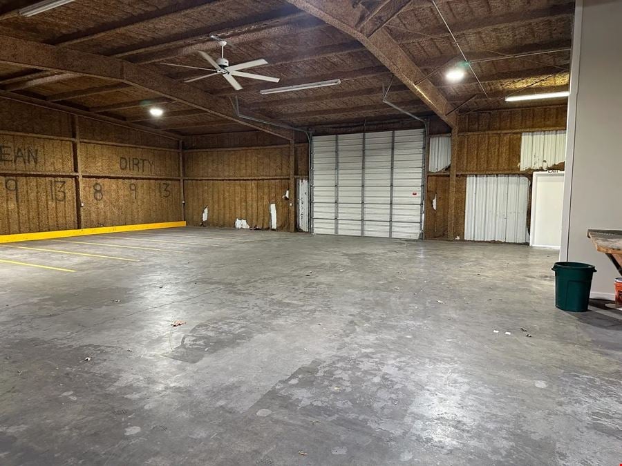 Industrial for Sale or Lease in Scott, LA