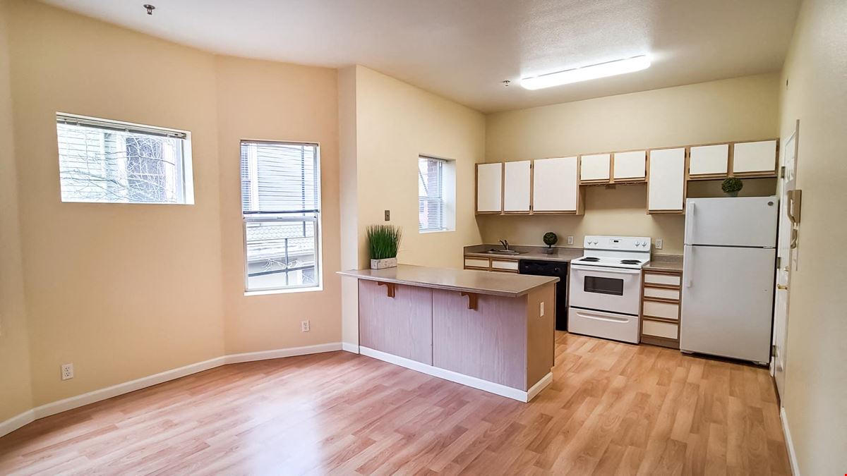 Everett Street Apartments
