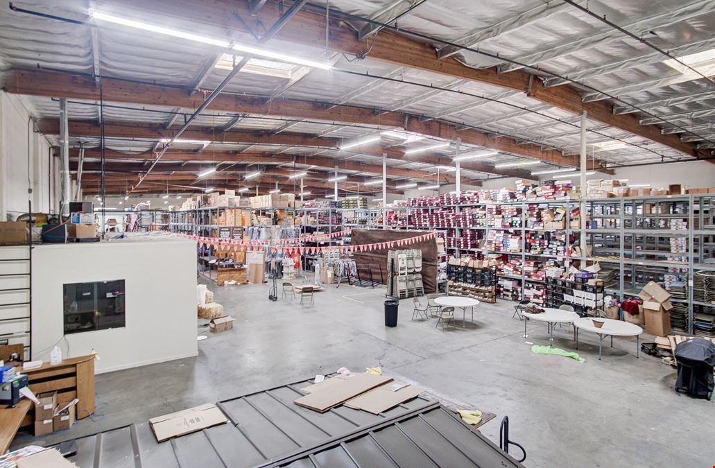 11400 Downey Ave