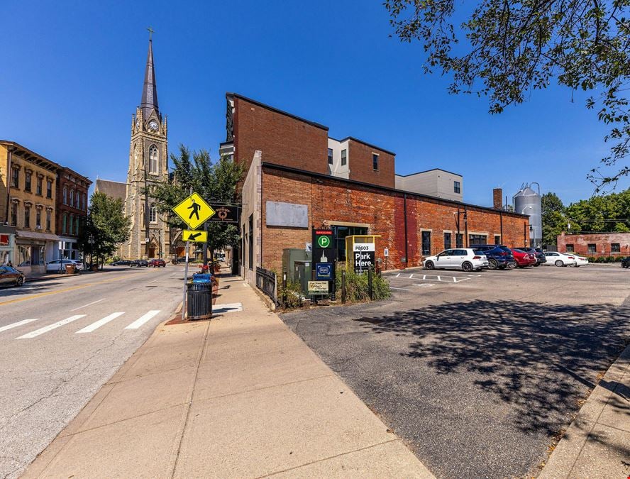 2800 Woodburn Ave