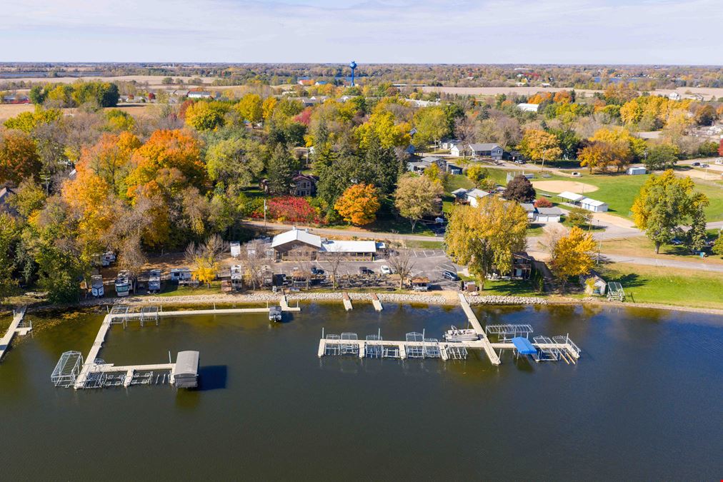 The Landing on Madison Restaurant + Rentals