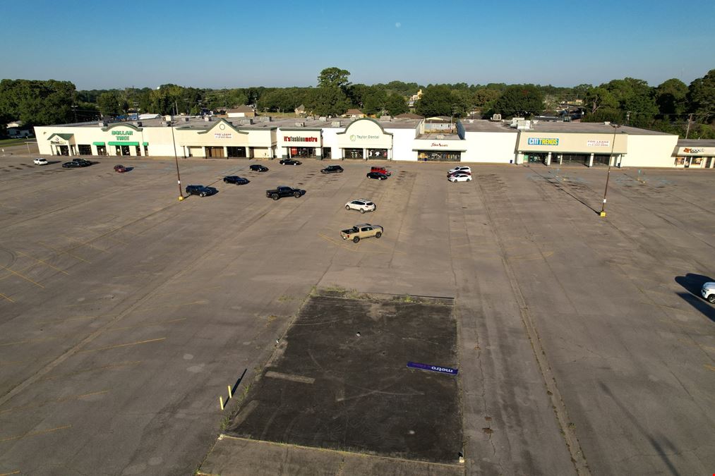Parkway Plaza