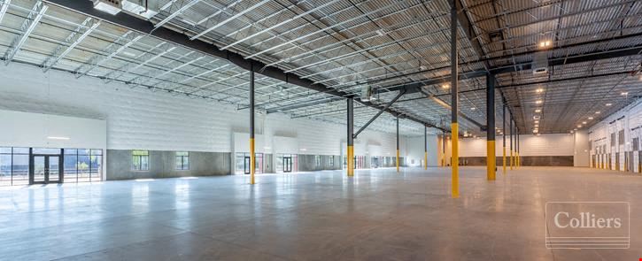 Industrial Building for Lease or Sale in Surprise
