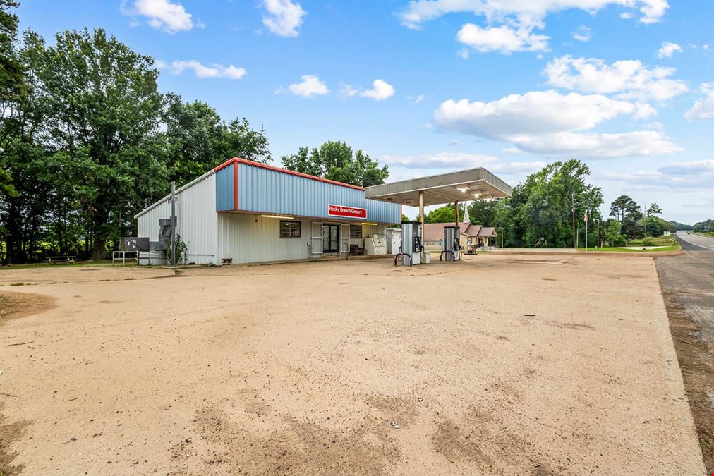 Convenience Store in Naples, TX for Sale