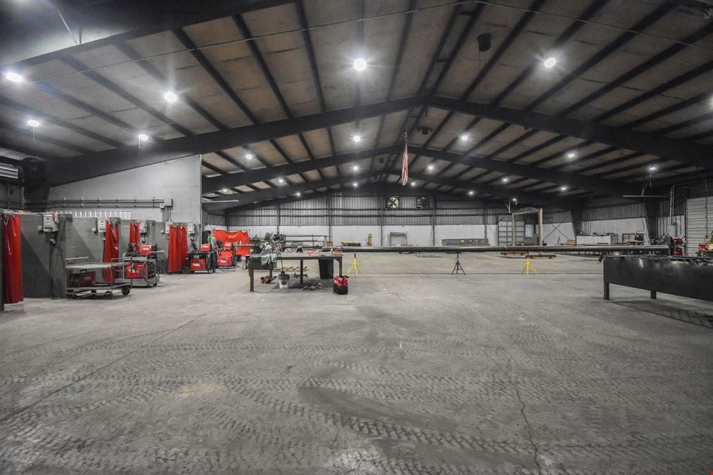 +/- 40,000 Sf Warehouse