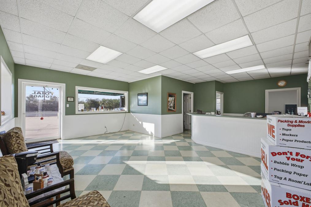 Highway 290 Office + Warehouse