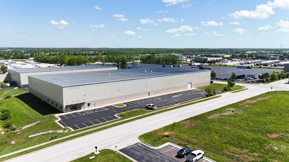 63,900 SF Industrial Space for Lease