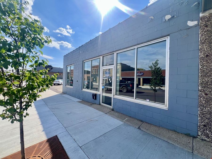 622 N Riverfront Dr