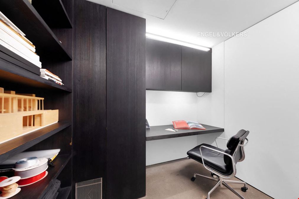543-545 W 25th St - 18th Floor