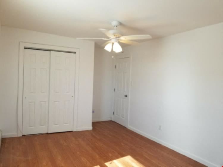 2580 Richmond Ter