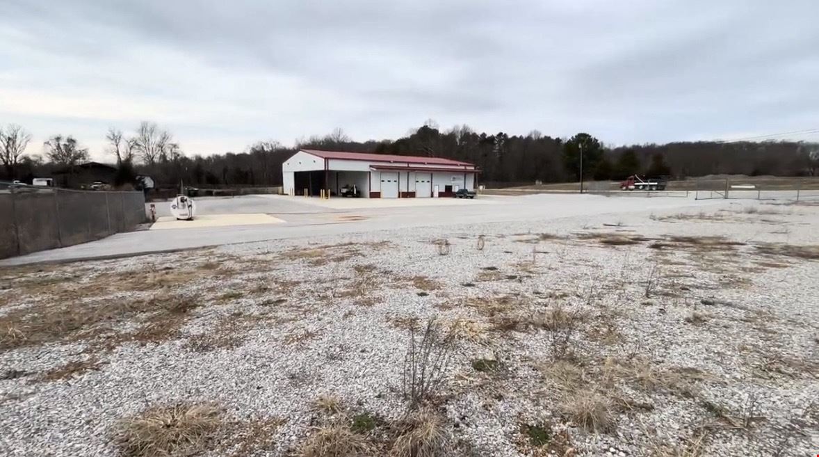 3260 East Gooseneck Rd., Sparta, TN 38583