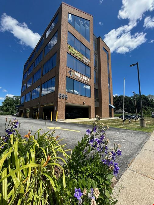 595 Pawtucket Blvd - 1st Floor