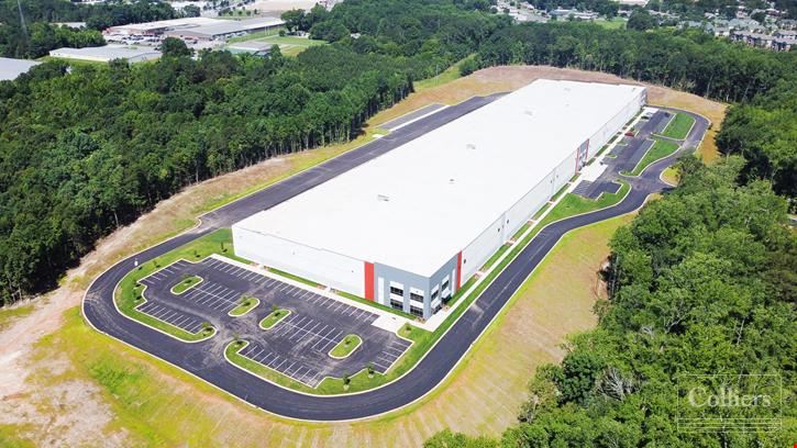 56,638 SF - 282,640 SF Manufacturing & Distribution Industrial Building for Lease