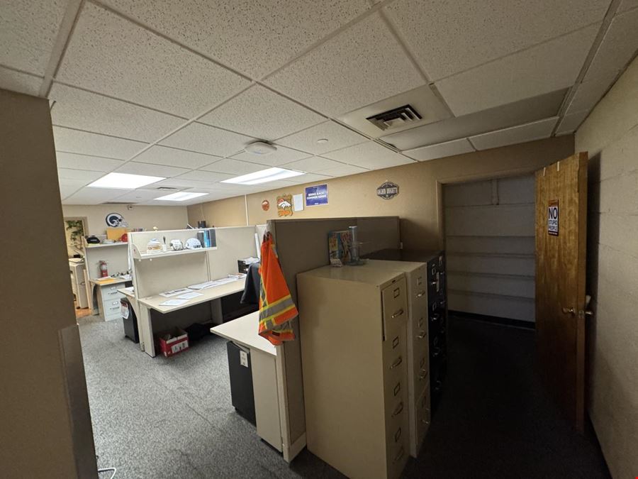 ±15,000 SF office/warehouse building