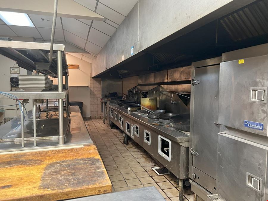 Full-Service Restaurant Property