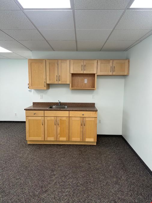 Unit B - 4125 McConnell Drive